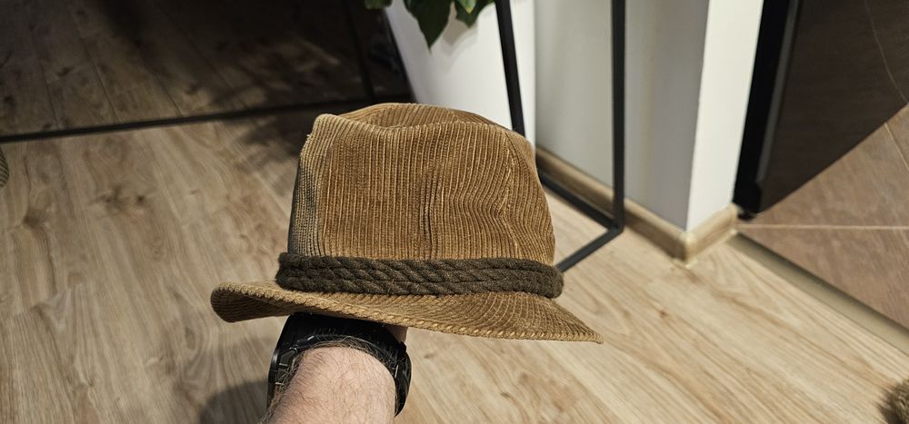 Stary francuski męski kapelusz ze sztruksu rozmiar 57cm używany