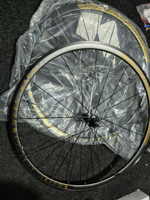 Rodas para Bicicleta RUJIXU modelo WAKE