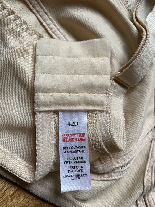 Biustonosz bez fiszbin 95D nowy