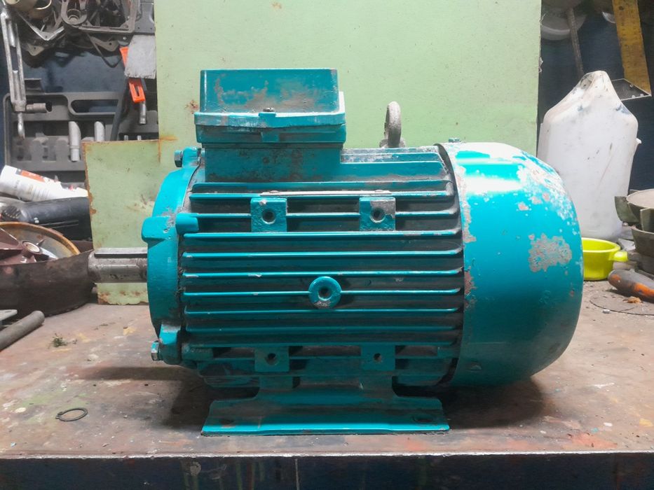 Silnik 2.2kw 2900obr