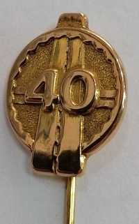złota przypinka na szpilce "40" próba 585