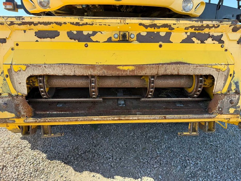 Зернозбиральний комбайн New Holland CX840