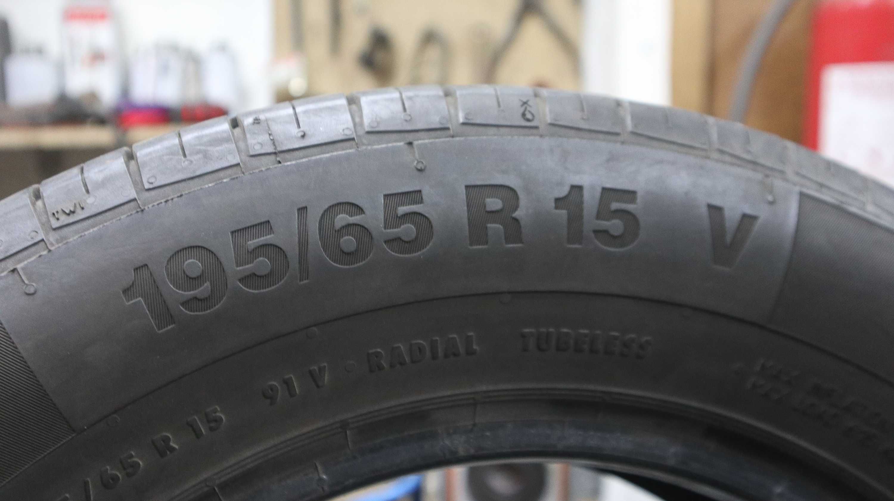 Пара літніх шин Continental ContiPremiumContact 5 195/65 R15	2018