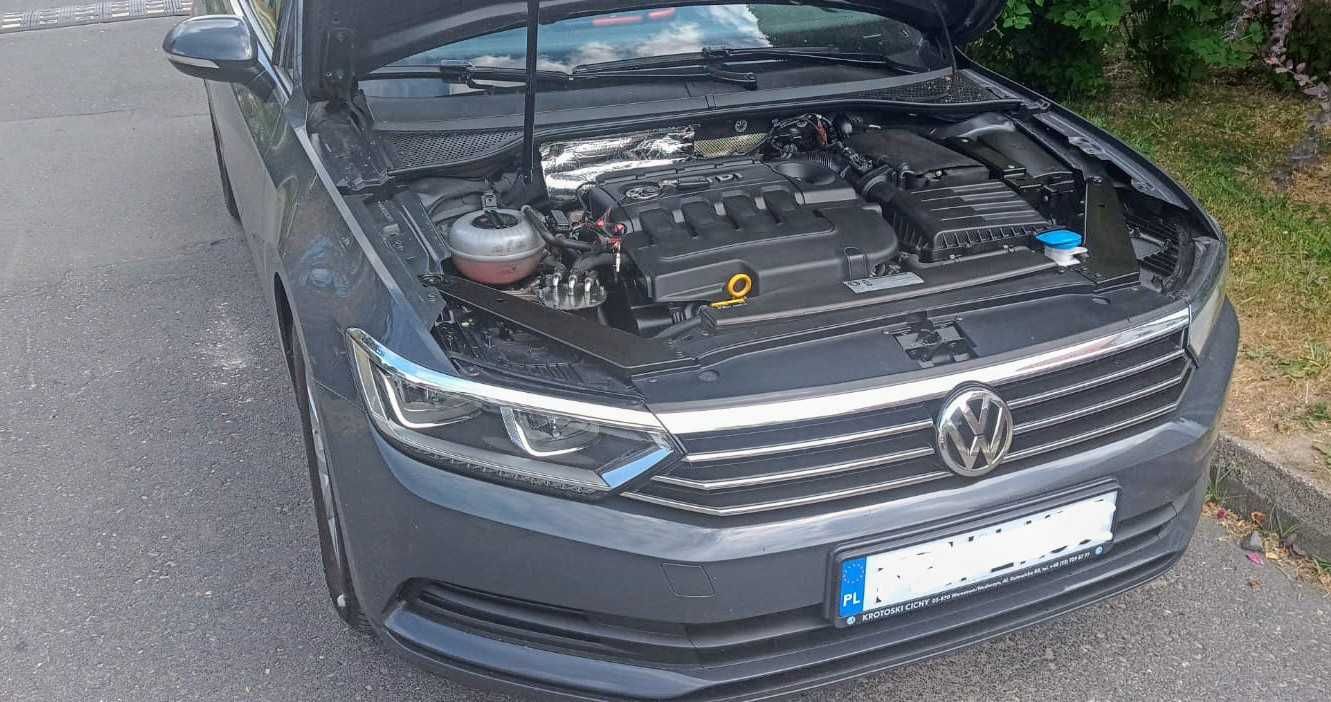 Idealny, bezwypadkowy i serwisowany VW Passat B8