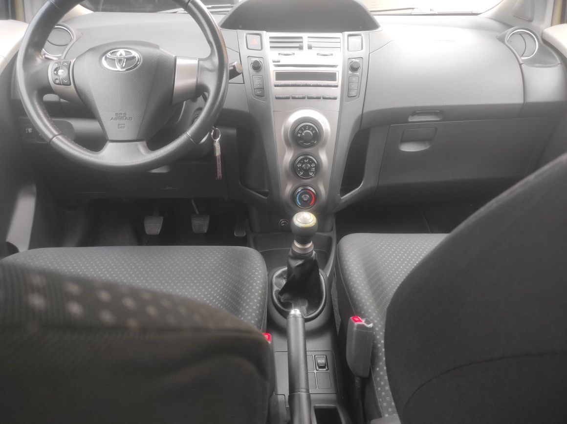 Toyota Yaris 1.0 Vvti