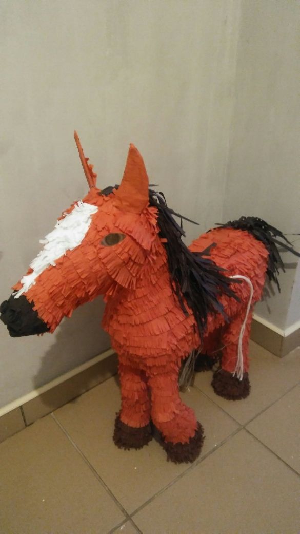 Piniata koń   urodziny