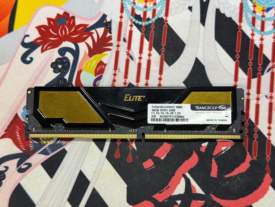 Оперативна память DDR4 16Gb