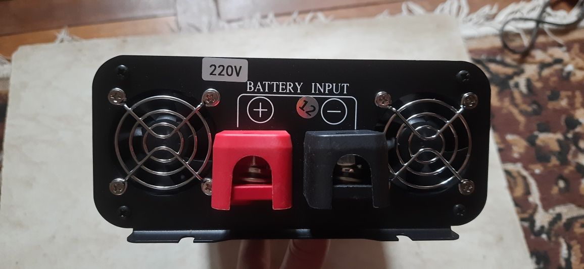 Инвертор EAFC 5000W чистый синус.