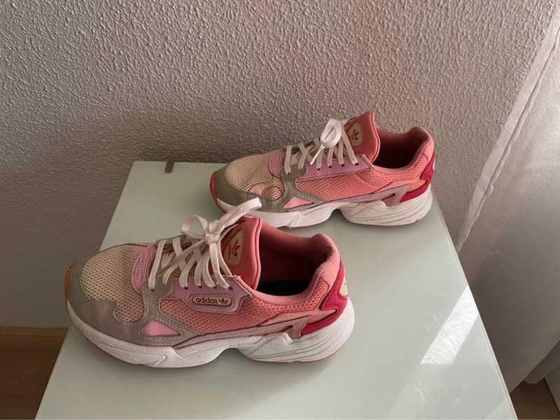 Sapatos Ténis Sapatilhas Adidas Falcon W Rosa Degrade Bege Laranja