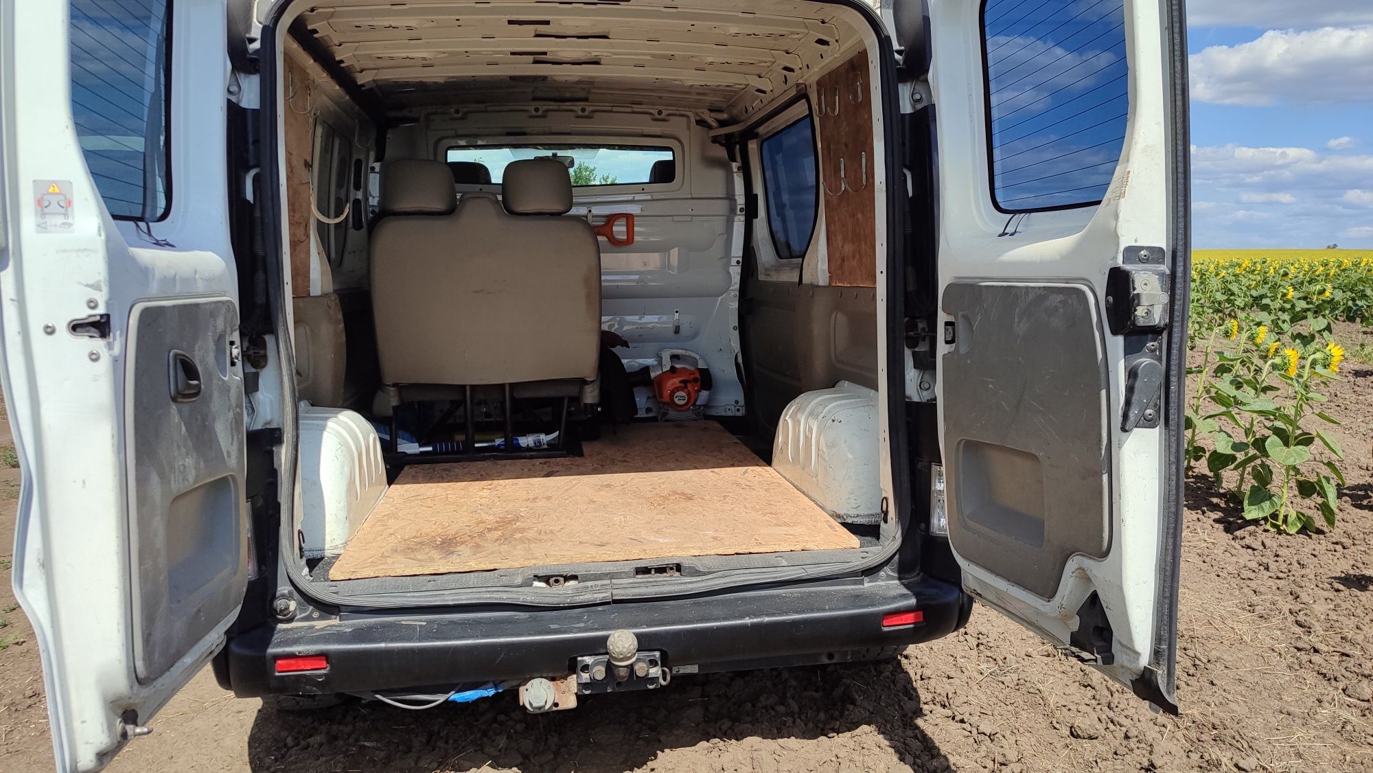 Opel Vivaro 1.9  вантажный