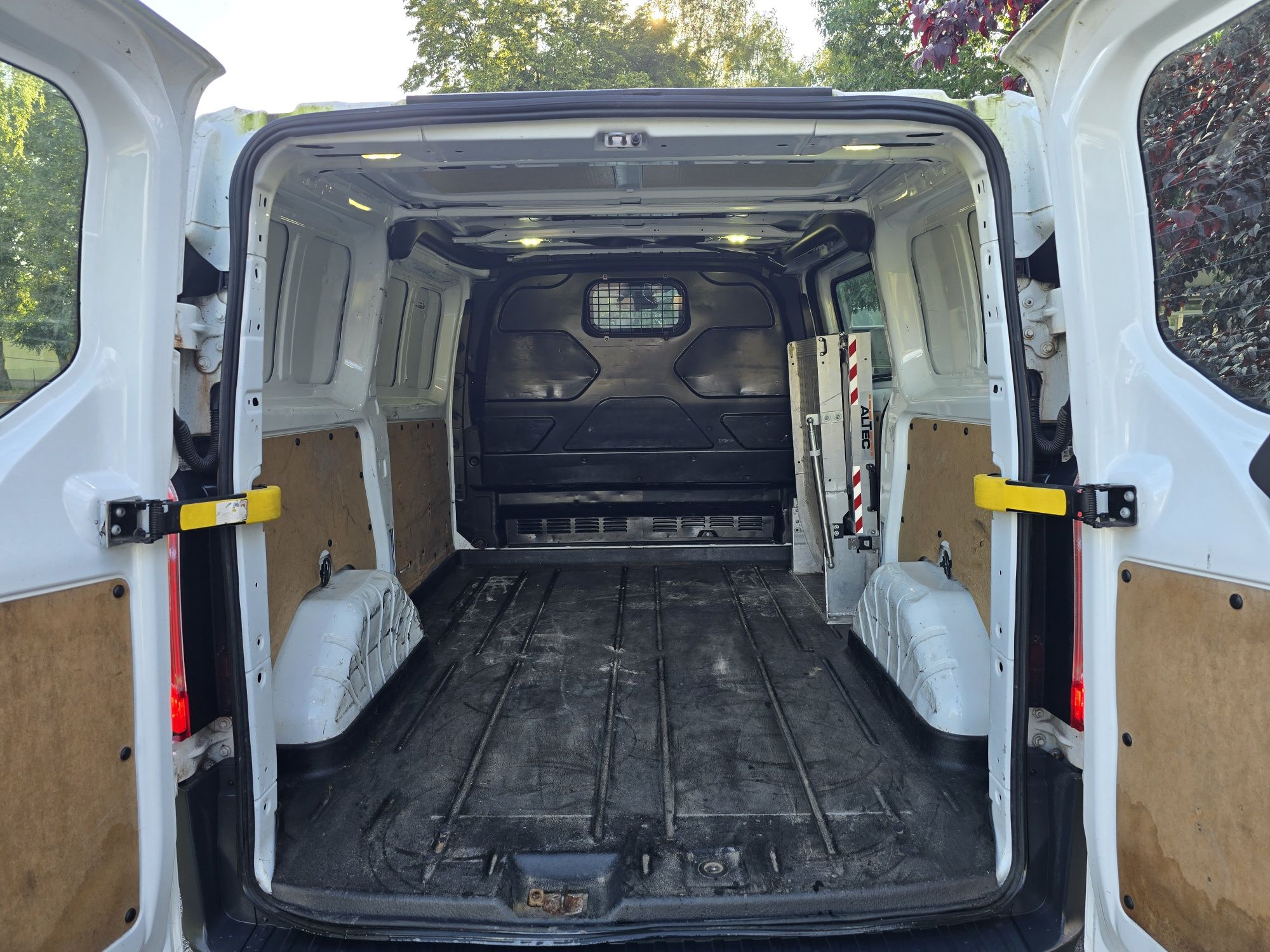 Ford Transit Custom 2.2 125 p.s Klima Elektryka Tempomat