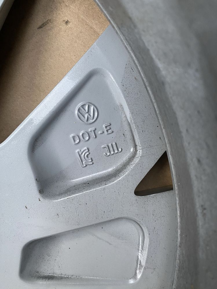 Felgi Aluminiowe oryginalne vw 5x112 17 cali.