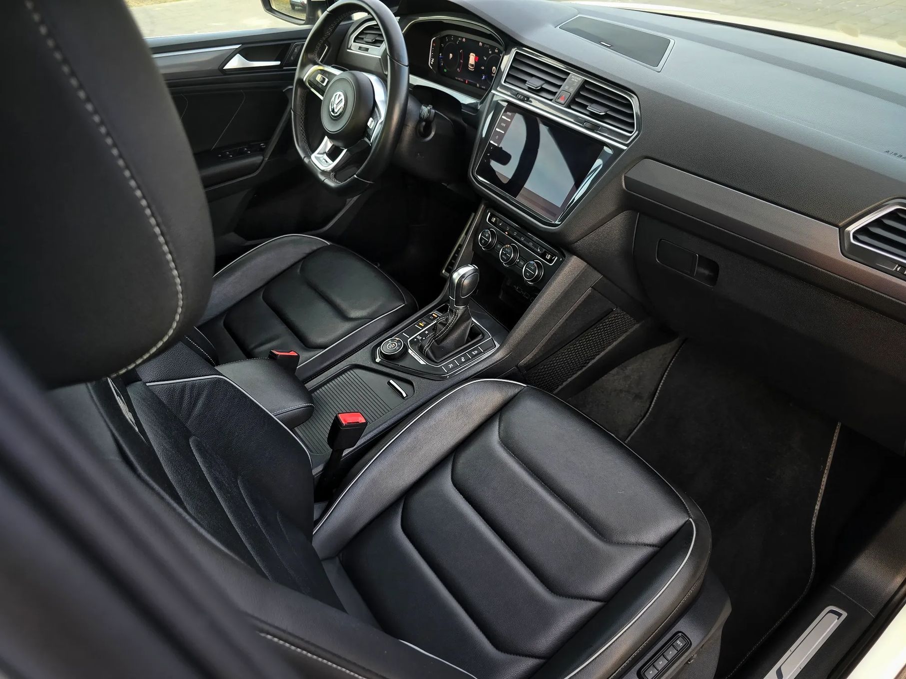 Volkswagen Tiguan Tiguan, 2xR-Line, 230 KM, 4x4, wersja limitowana
