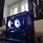 Przenośny komputer gamingowy R7 5700X3D/RTX3070/1TB/32GB/ARGB