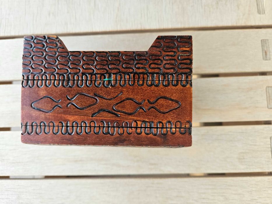 Stara drewniana szkatułka góralska na 2 talie kart