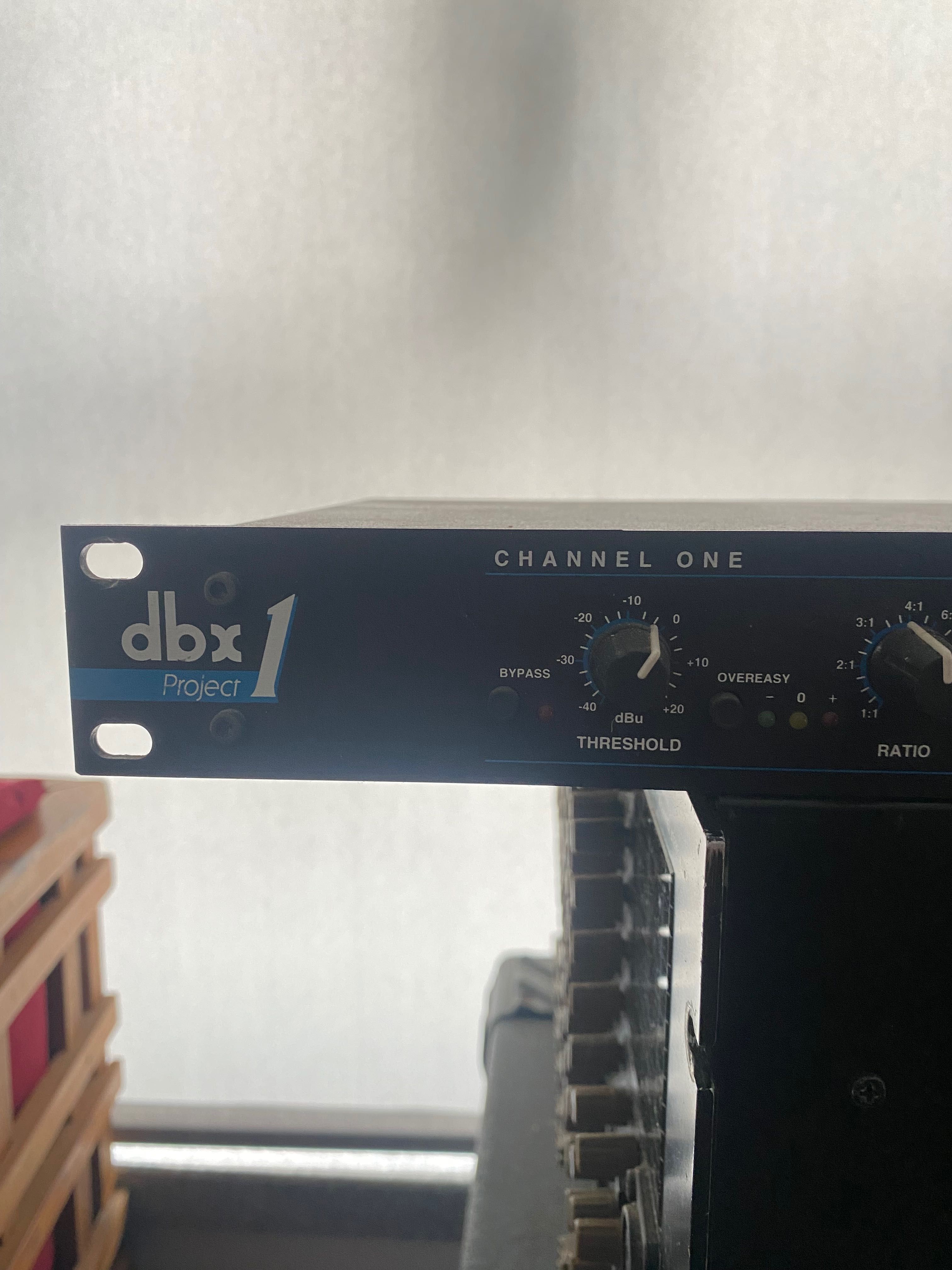 Compressor/limiter 262 Dbx 1