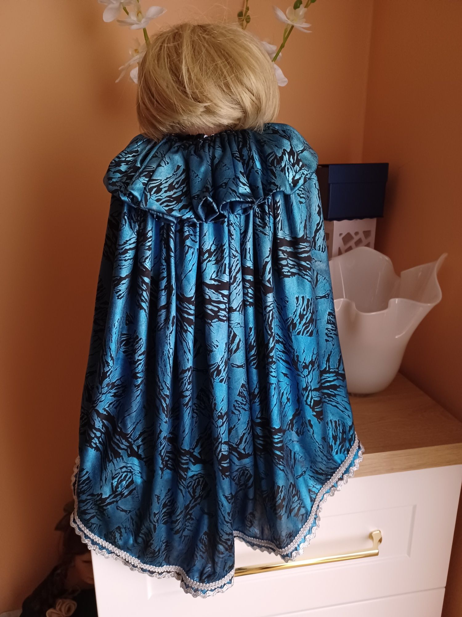 Lalka kolekcjonerska 46 cm.