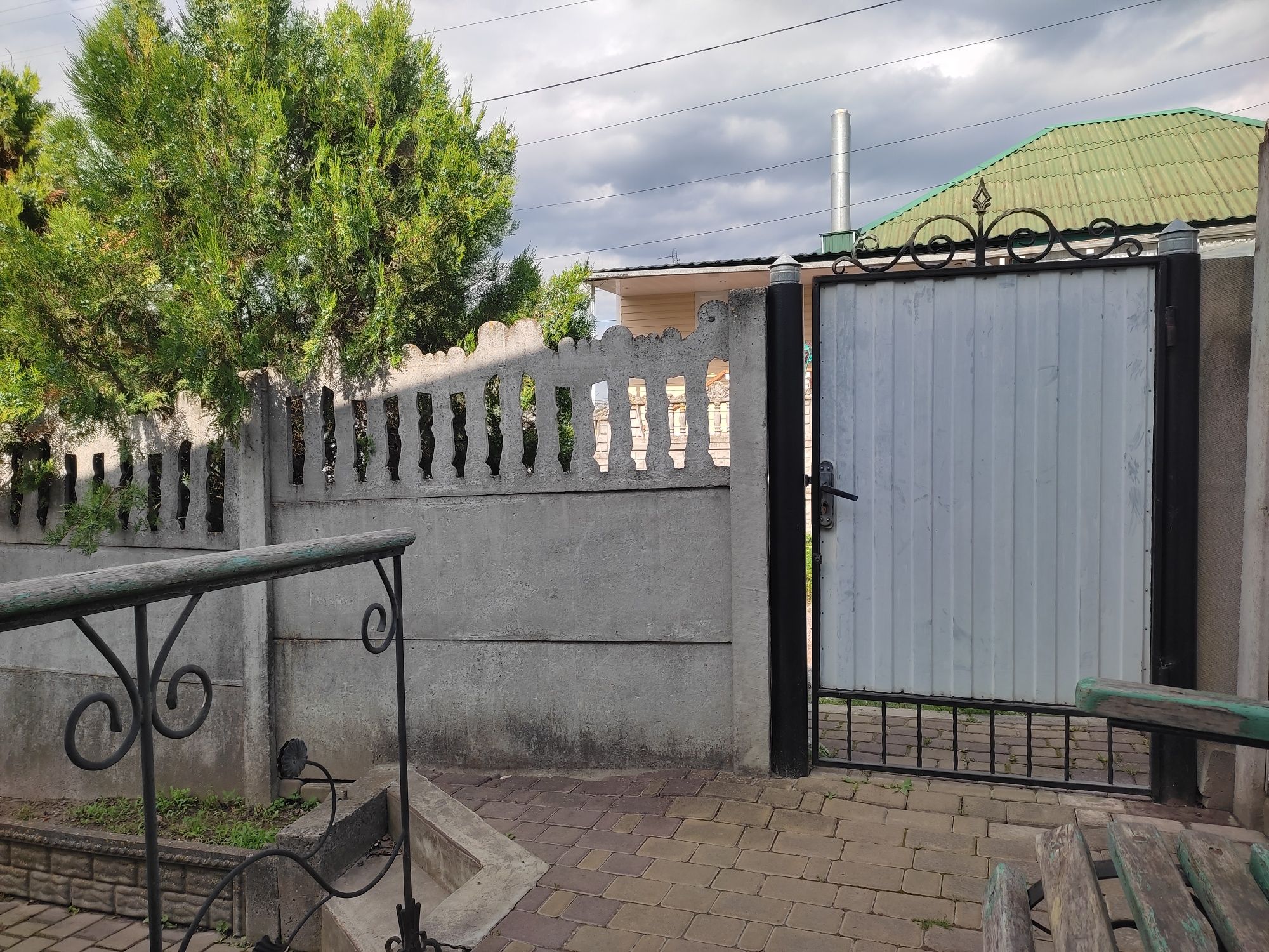 Продається частина будинку