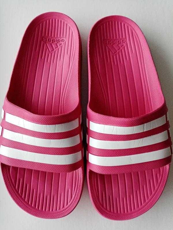 Шлепанцы сланцы тапочки обувь для бассейна пляжа оригинал от Adidas