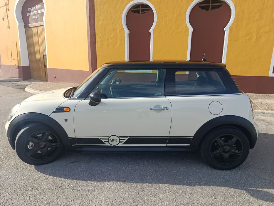 Mini Cooper d , impecável