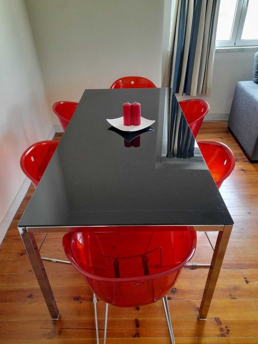 Mesa de sala em vidro