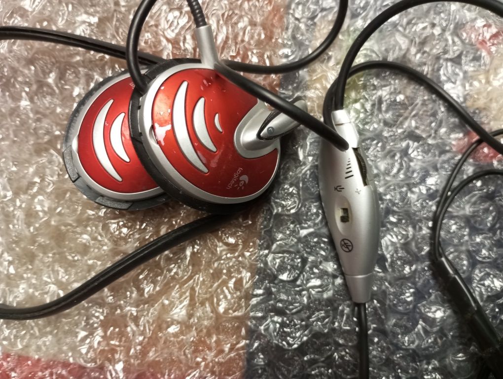 Słuchawki Logitech z mikrofonem do komputera