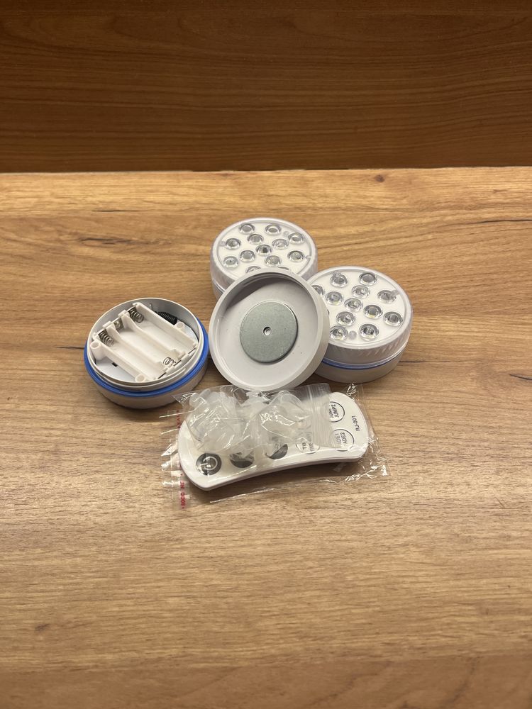Lampki LED x 3 plus pilot