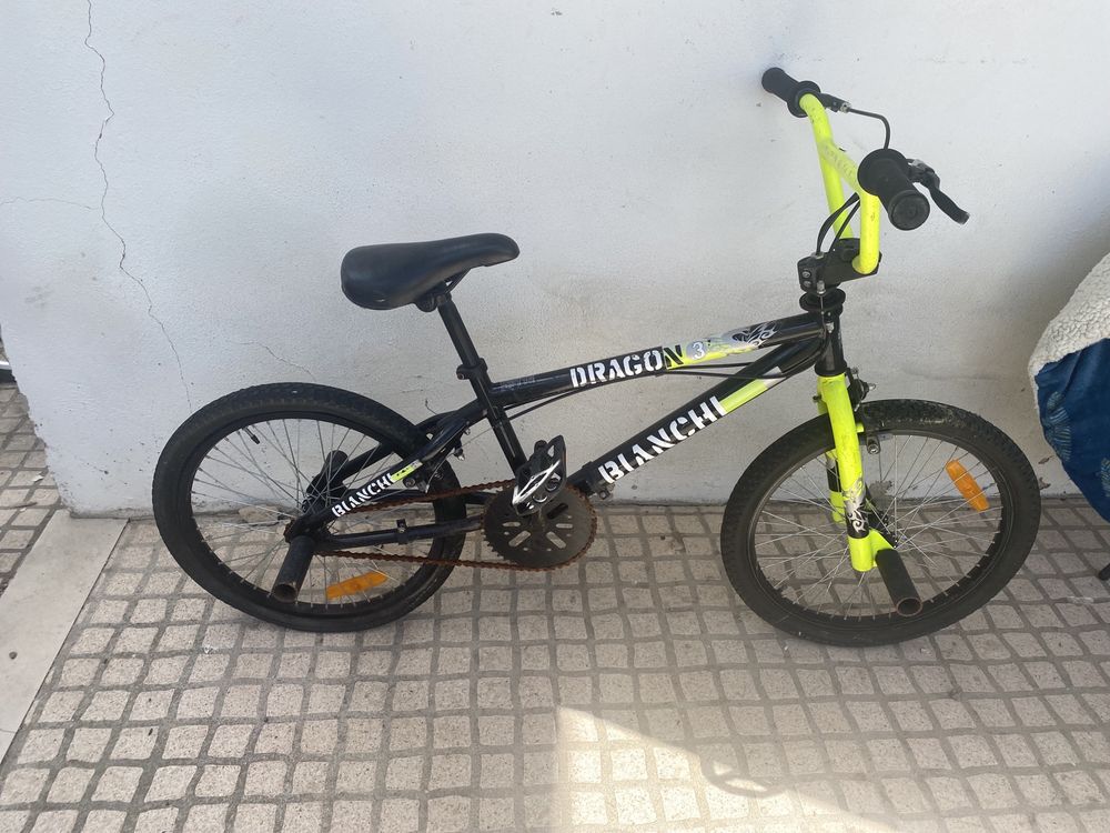 Bicicletas usadas vendo como estao