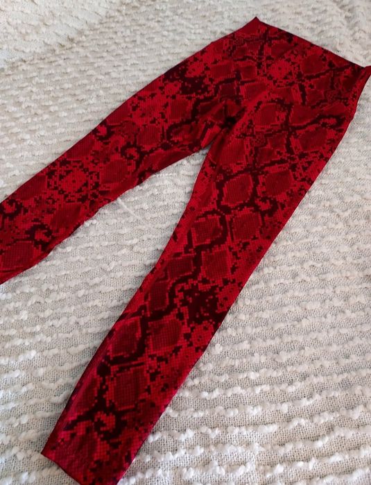 Lululemon dlugie legginsy-seria limitowana. Rozmiar 8.