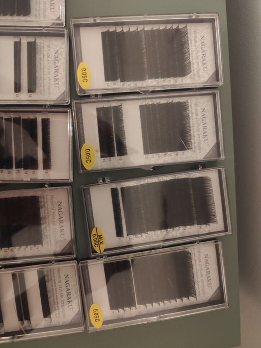 Zestaw paletek z rzęsami do przedłużania rzęs