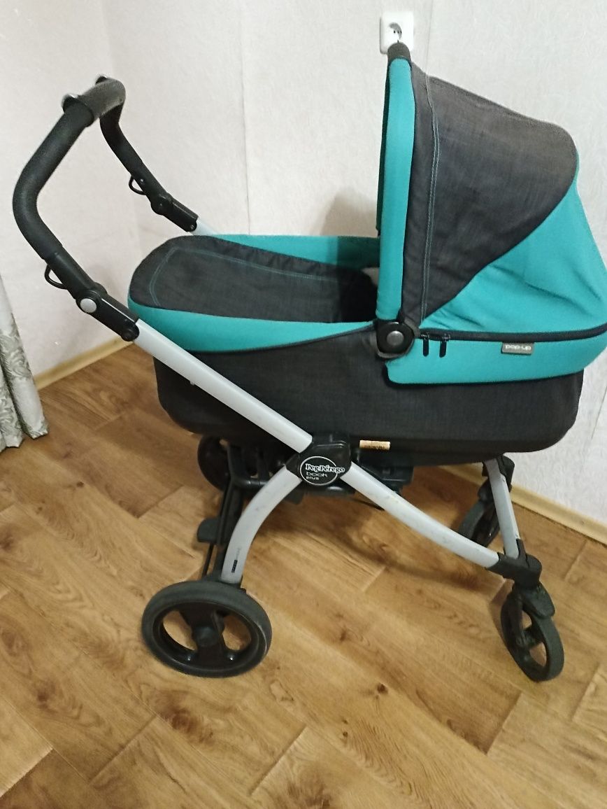 Коляска Peg-Perego 3 в 1.