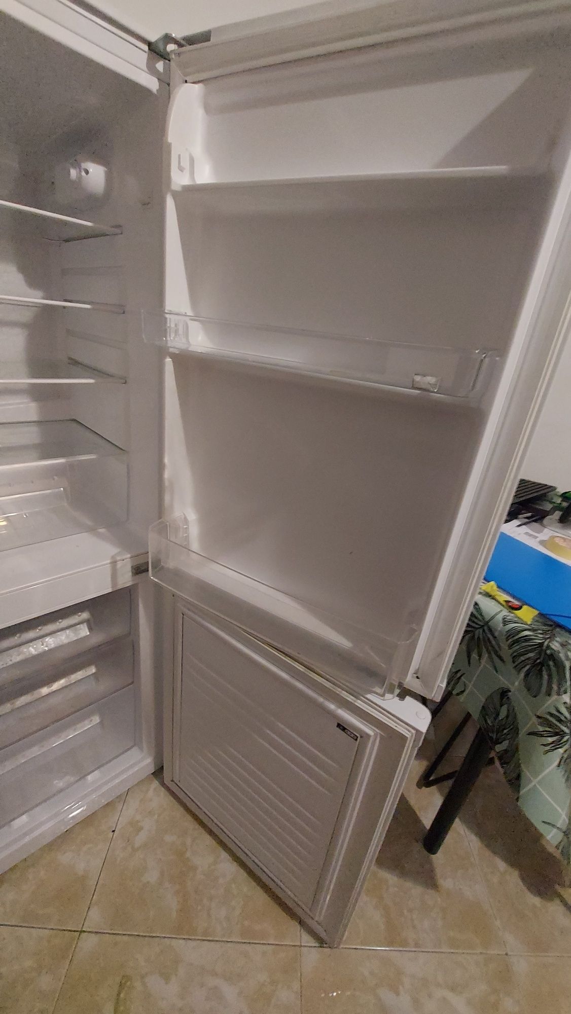 Frigorífico combinado com entrega em portimão
