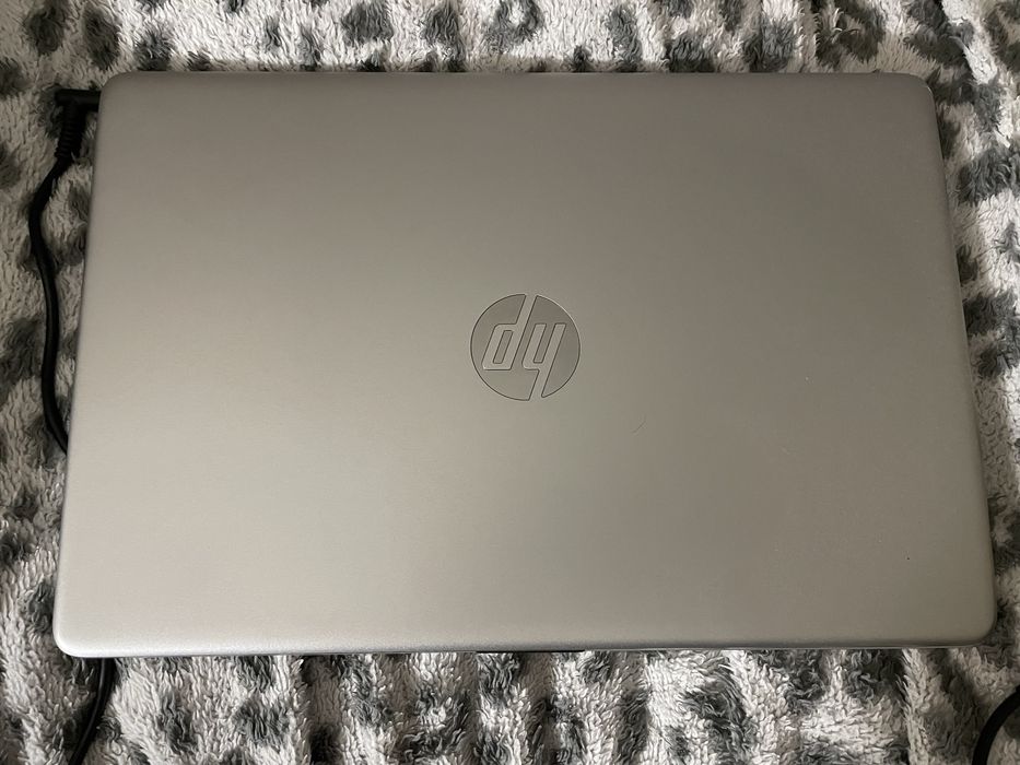 Продам ноутбук HP Laptop 15s
