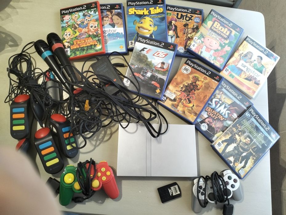 Ps2 Slim +2 comandos+10 jogos+ acessórios