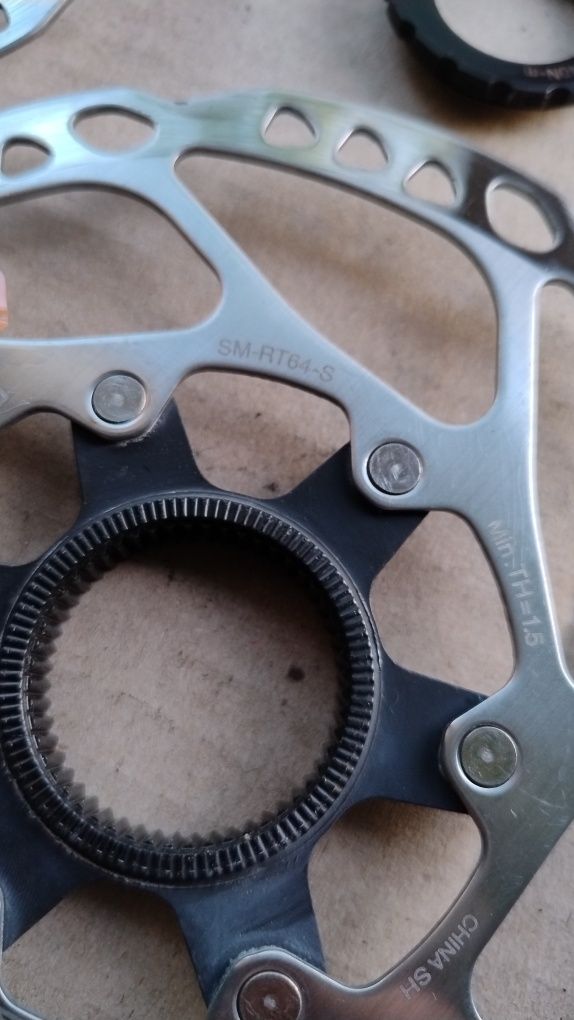 Ротора тормозные Shimano Deore SM-RT64 160mm