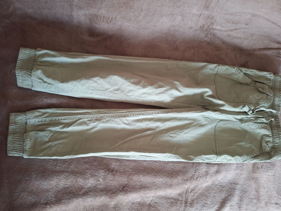 Ubrania chłopięce rozmiar 122/128, bluza puma,  sweterek świąteczny
