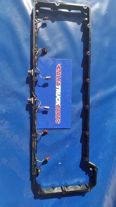 VOLVO FH 4 FM PODSTAWA PODKŁADKA POKRYWY ZAWORÓW