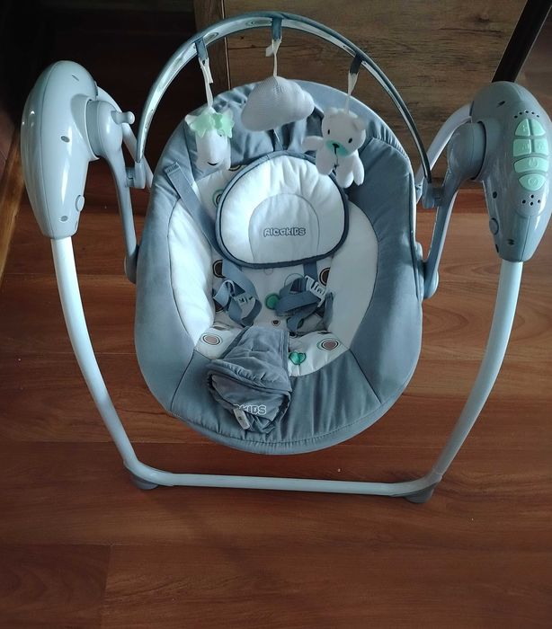 Sprzedam leżaczek bujaczek