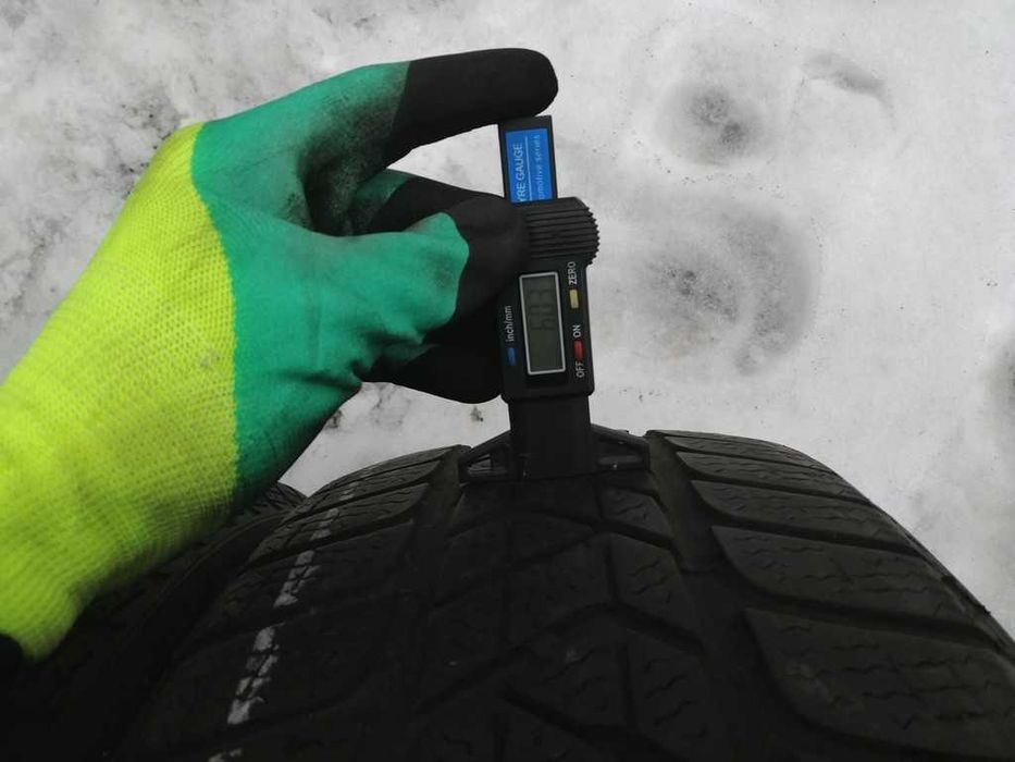 215/55R17 98V Pirelli Sottozero 3 шини бу зима 4 штуки