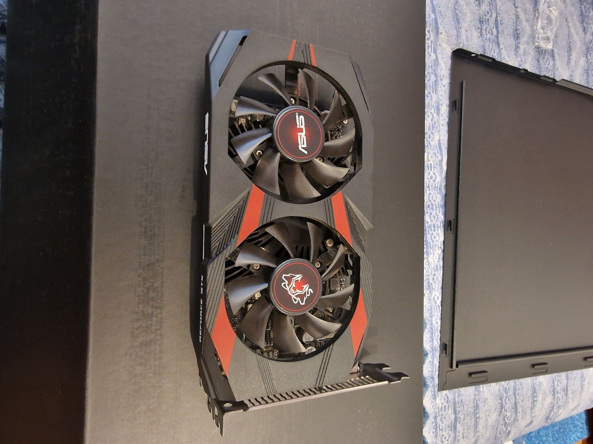 Placa grafica asus cerberus 1050 ti