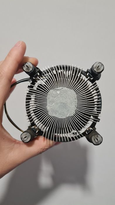 Original Intel Cooler for LGA 1156/1155/1150/115164552388683011122