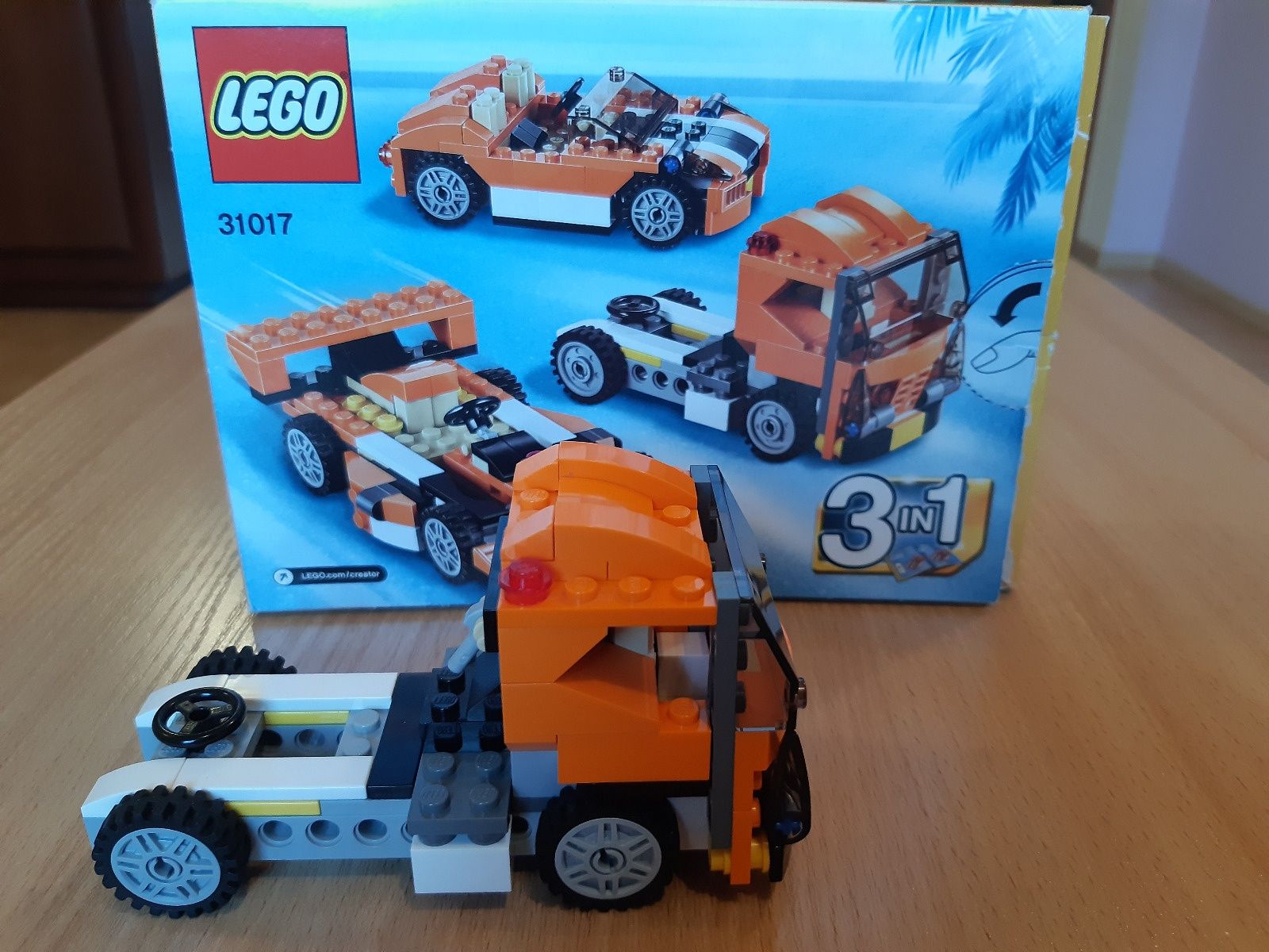 Lego creator 31017