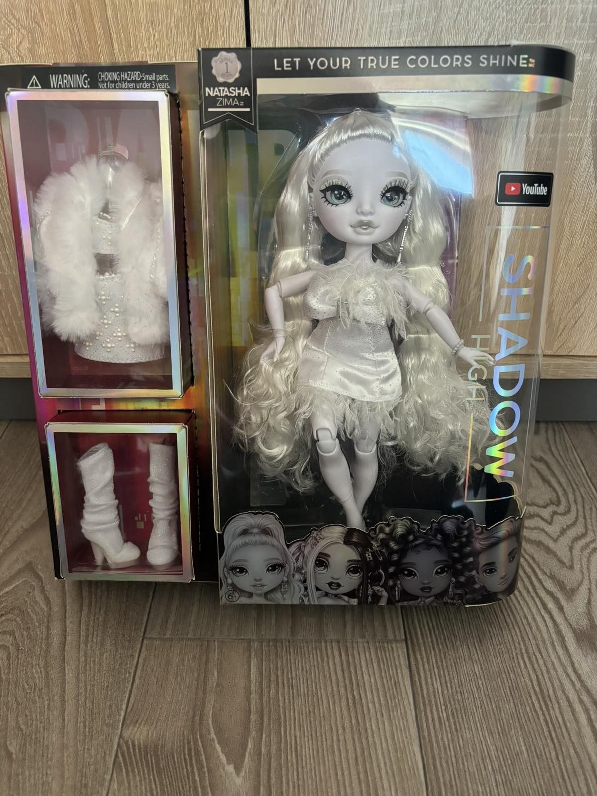 Лялька Rainbow High Roxie Grand Holiday 2022 - Рейнбоу Хай Роксі Гранд