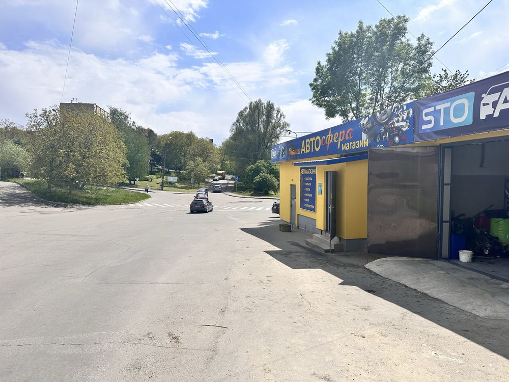 Продам ділянку під будівництво в місті