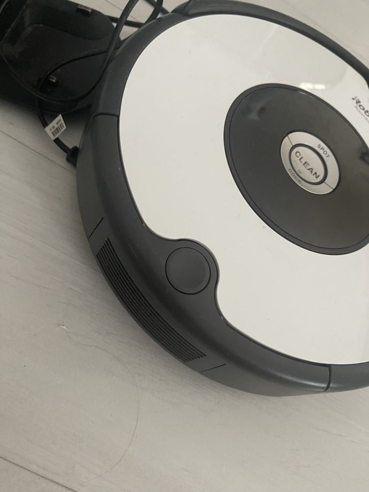 iRobot rumba odkurzacz jeżdzący odkurza