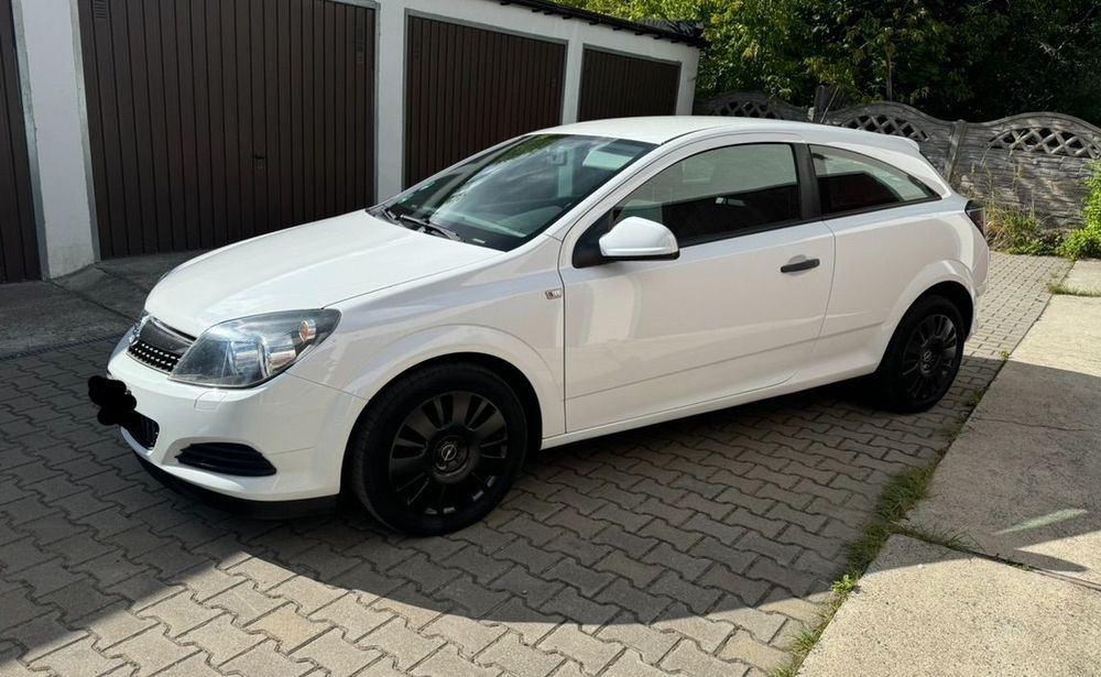 Opel Astra 1.4 benz Klimatyzacja ABS Esp Tempomat Ładna