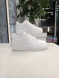 Nike Air Force 1 Low '07 White EU 36