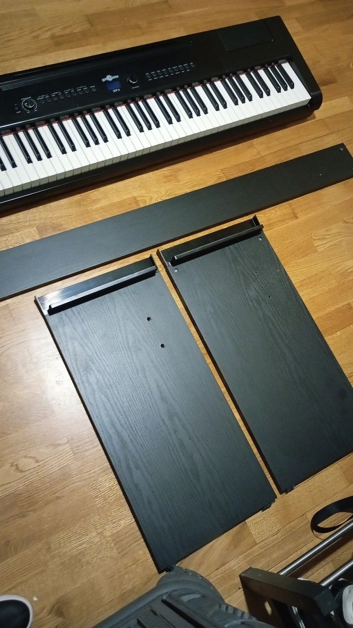 SDP-3 STAGE PIANO Gear4music + Stand
