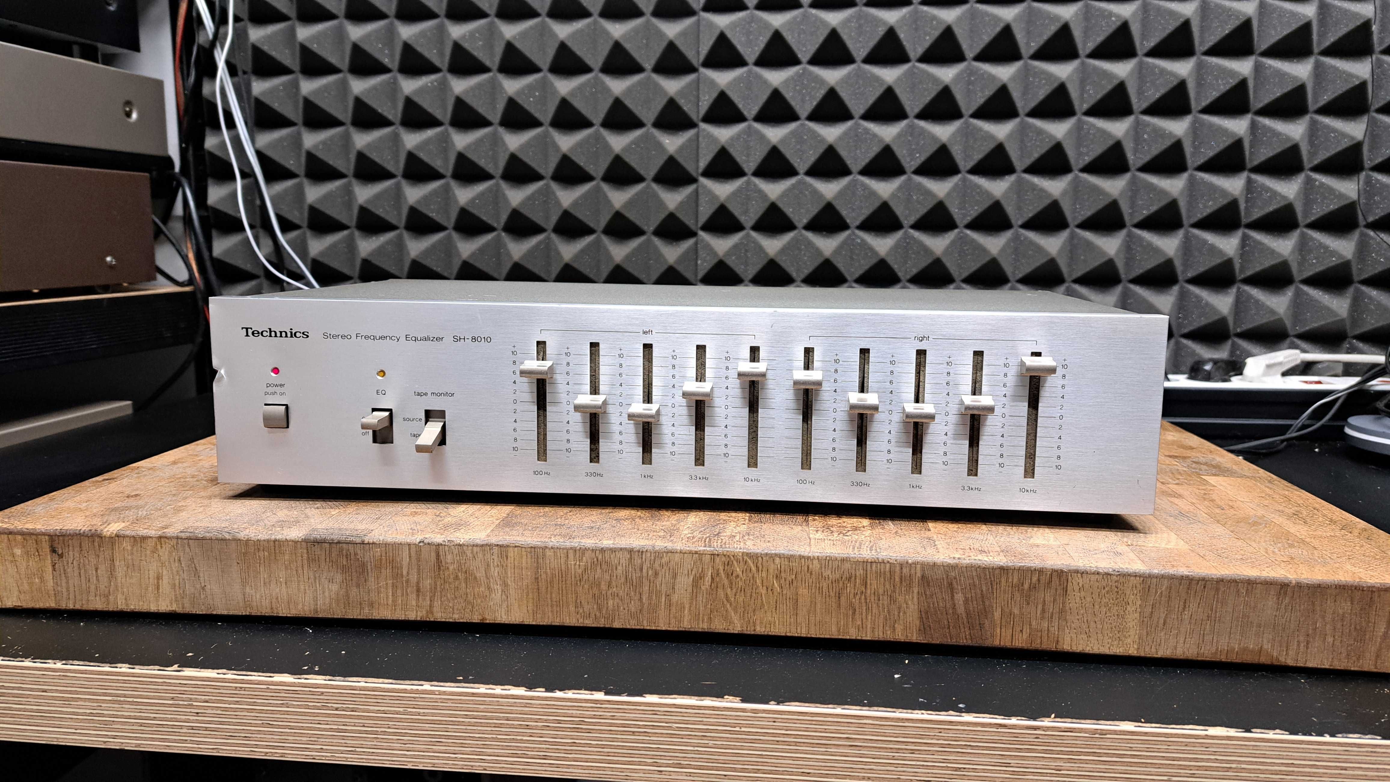 Korektor Technics SH-8010