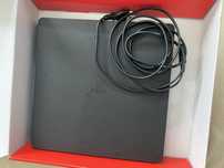 Vendo ps4 com quatro jogos preço negociavel